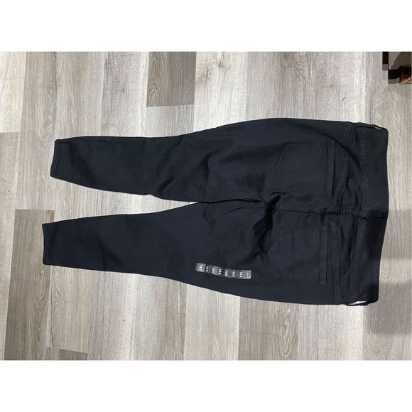 Torrid NWT Denim Black Jeans Jeggings Button Detailing Pants, Size 14S - Picture 6 of 11